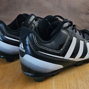 Adidas Icon Youth Baseball Cleats Black & White | Size 2.5